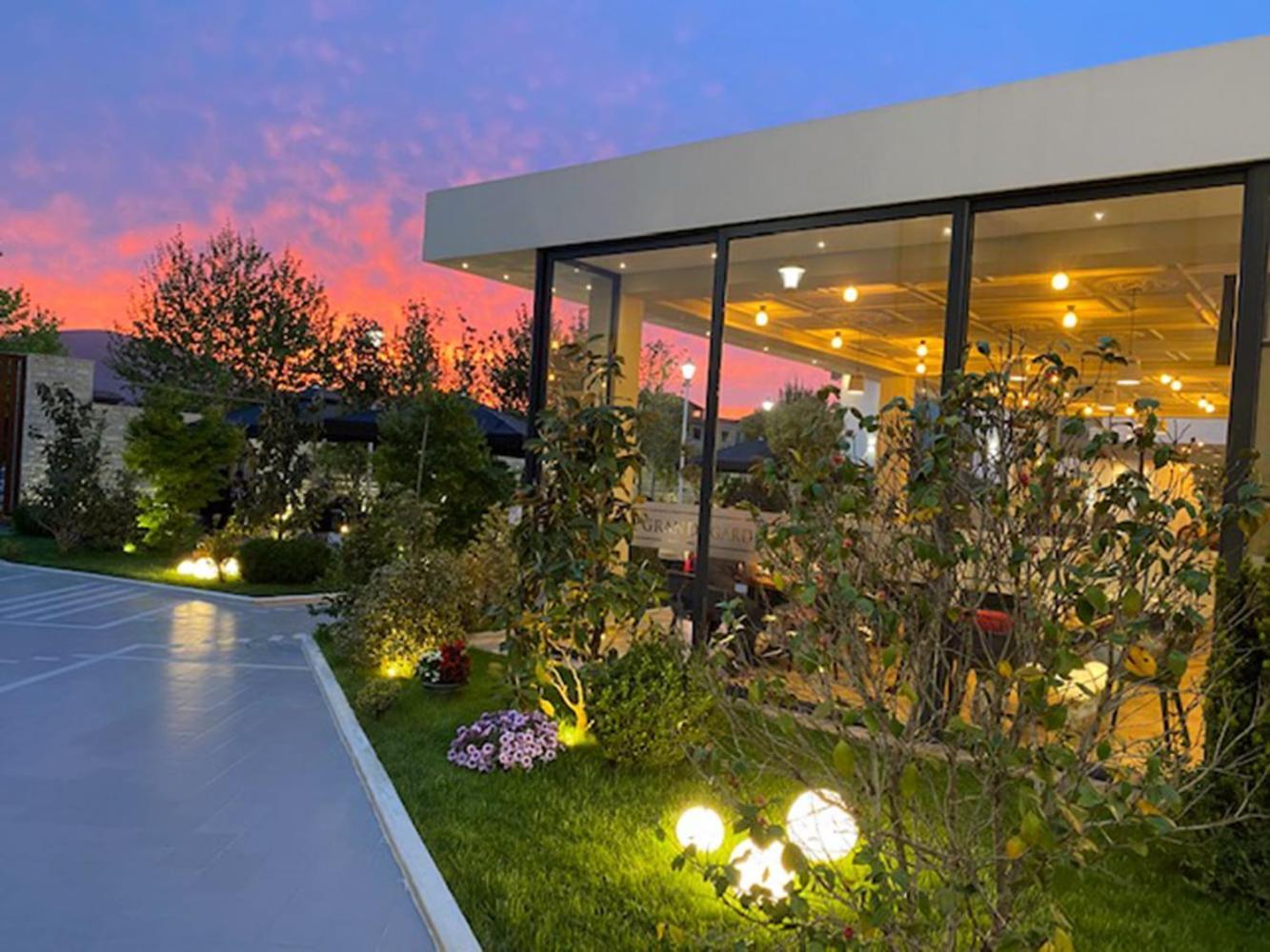 Grand White City Hotel Berat Dış mekan fotoğraf