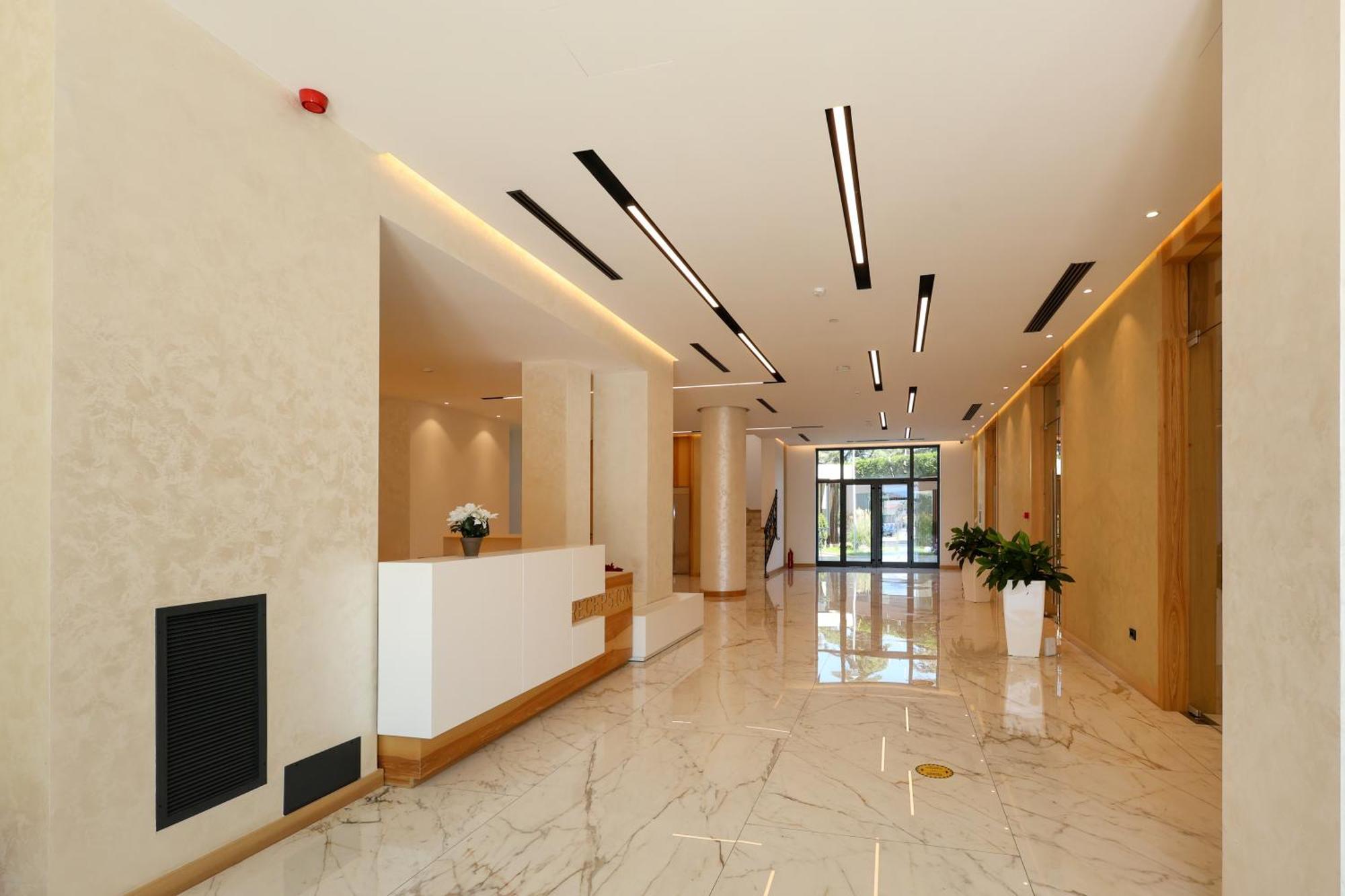 Grand White City Hotel Berat Dış mekan fotoğraf