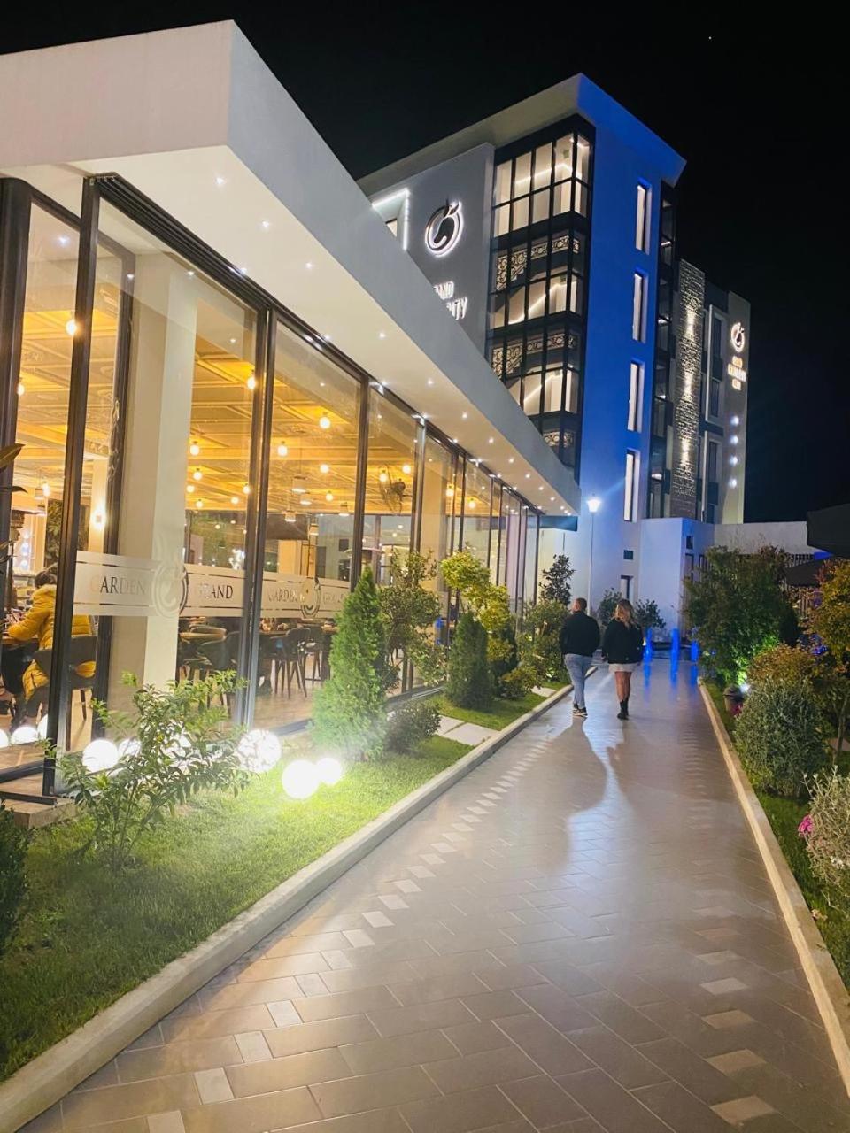 Grand White City Hotel Berat Dış mekan fotoğraf