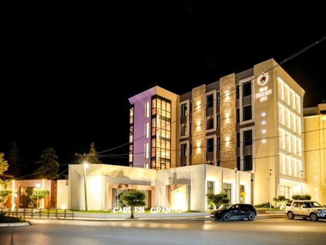 Grand White City Hotel Berat Dış mekan fotoğraf