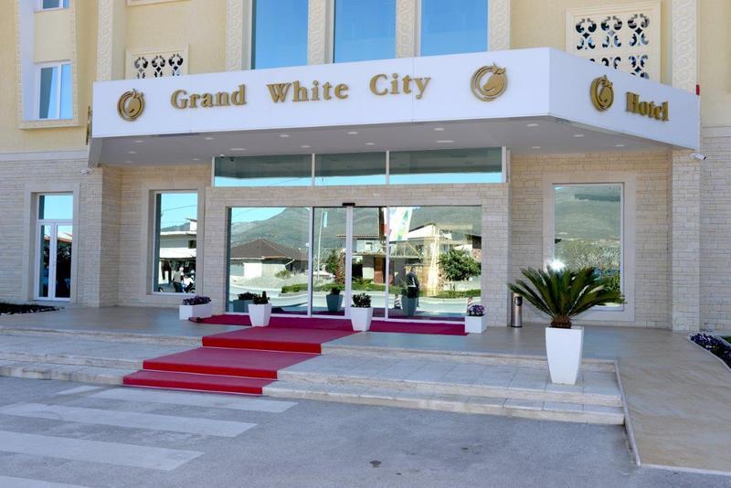 Grand White City Hotel Berat Dış mekan fotoğraf