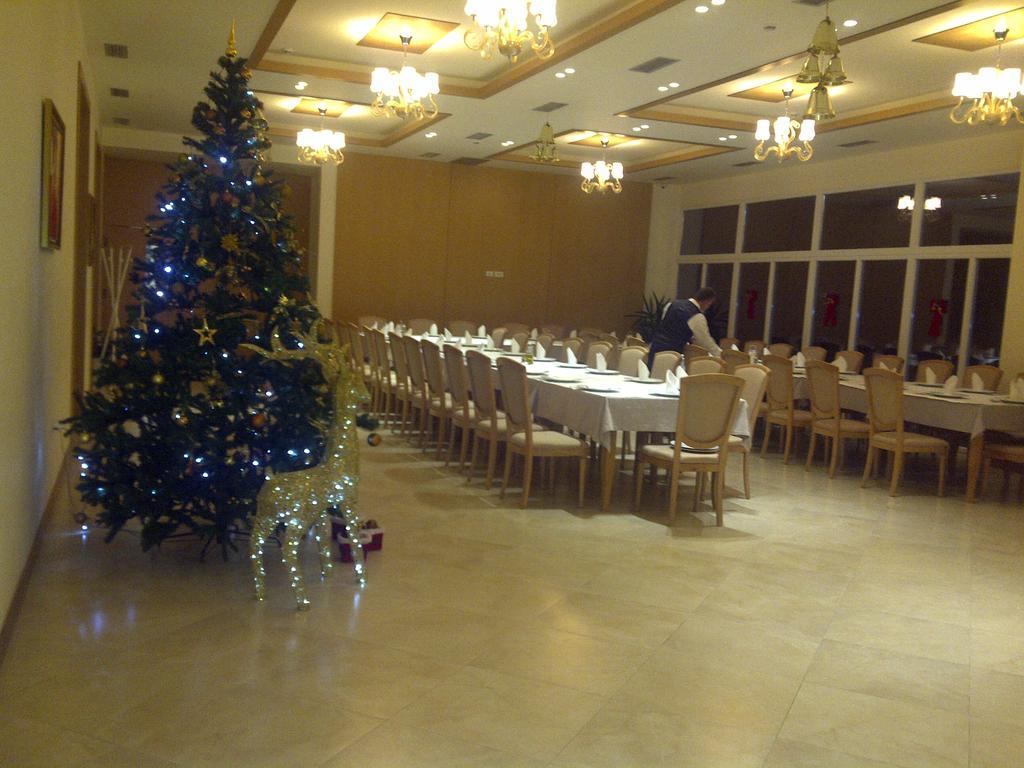 Grand White City Hotel Berat Dış mekan fotoğraf