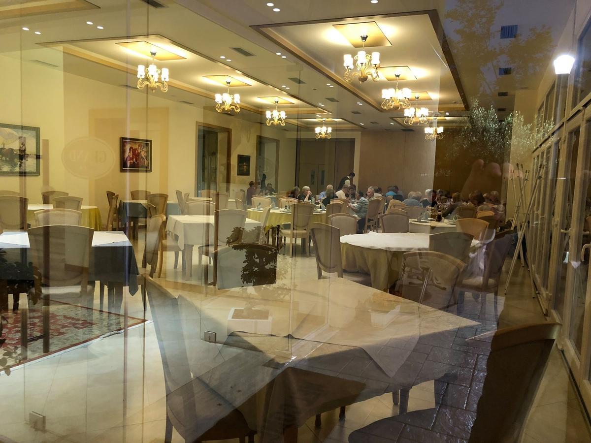 Grand White City Hotel Berat Dış mekan fotoğraf